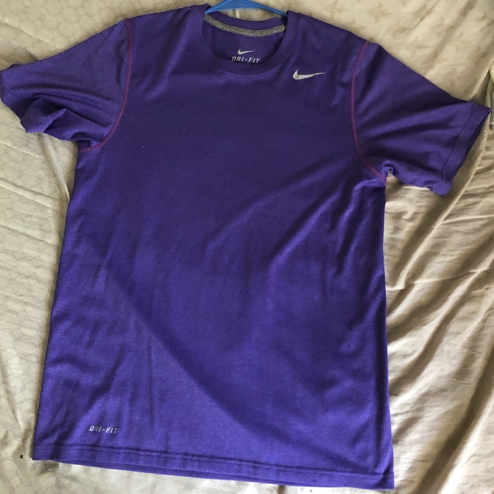 Nike Purple Dri-Fit athletic shirt men’s small